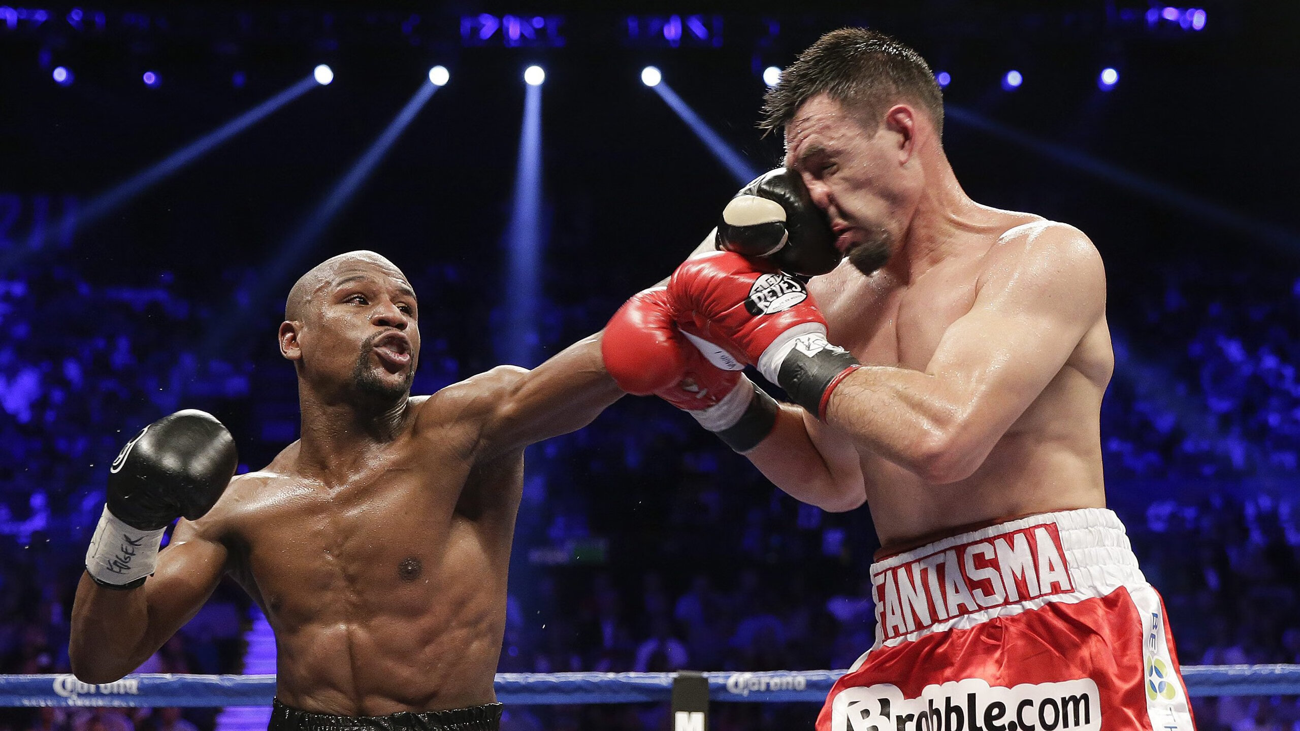 德布劳内关键节点大胜，IG带队取胜！—足球技术与团队精神的完美体现