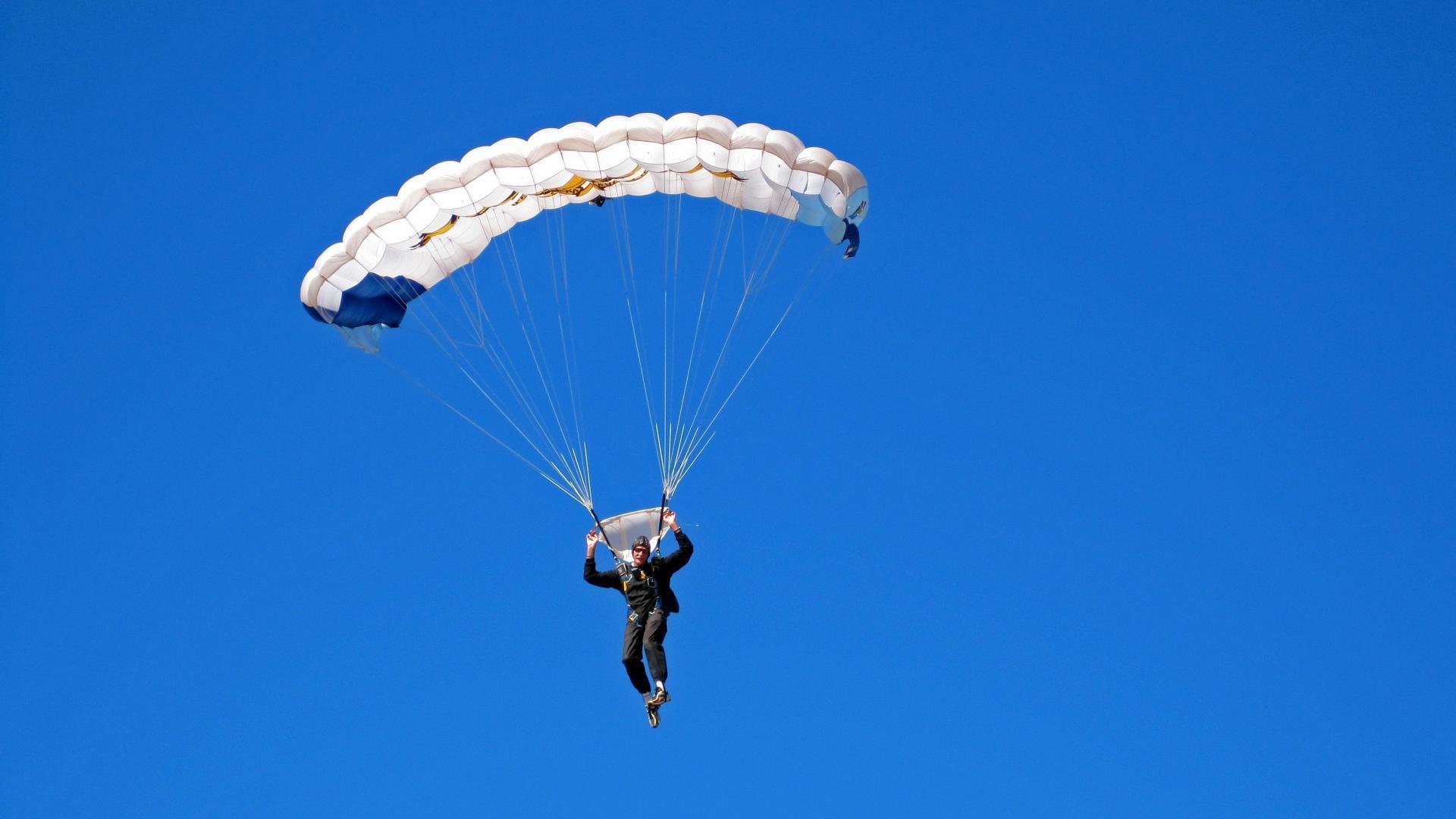 杜兰特关键节点惊险取胜，MAD带队逆转全场！